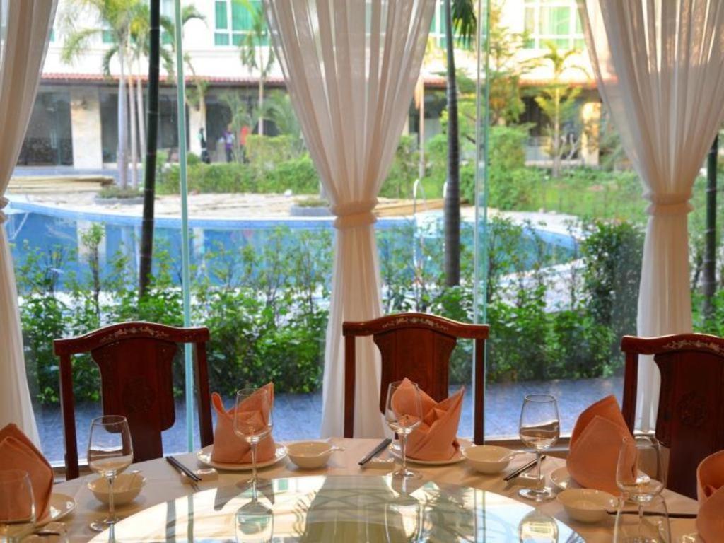 San Jiang Grand Hotel Vientiane Exterior foto